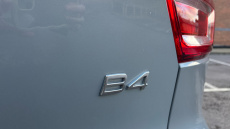 Volvo XC40 2.0 B4P Plus Dark 5dr Auto Petrol Estate